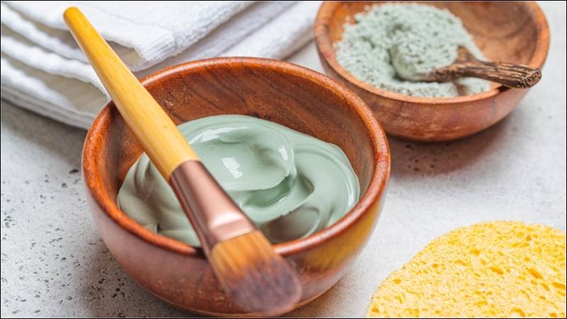 Mặt nạ đất sét nên được sử dụng từ 1 - 2 lần mỗi tuần Mặt nạ đất sét nên được sử dụng từ 1 - 2 lần mỗi tuần