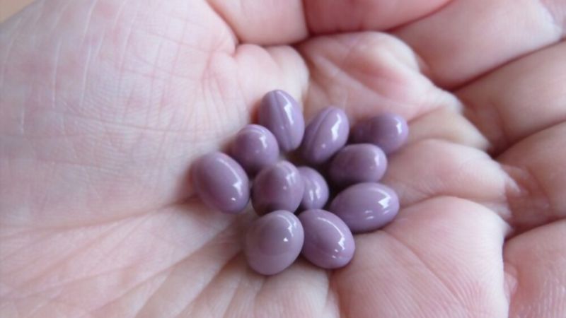 Hầu hết các tác dụng phụ từ việc dùng isotretinoin sẽ được cải thiện sau khi dừng điều trị