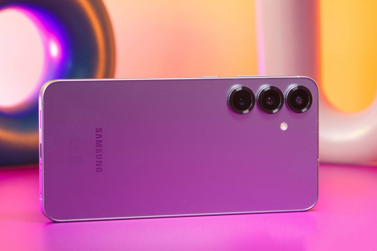 Galaxy S25+ là mẫu smartphone có hiệu năng ấn tượng. Nguồn: GSMArena.