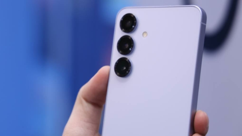 Camera chụp hình sắc nét