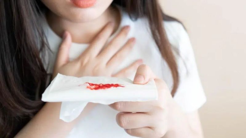 Hoa sen có mặt trong bài thuốc chữa ho ra máu