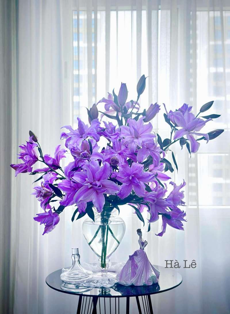 Mẫu cắm hoa trong nhà đẹp, đơn giản số 7