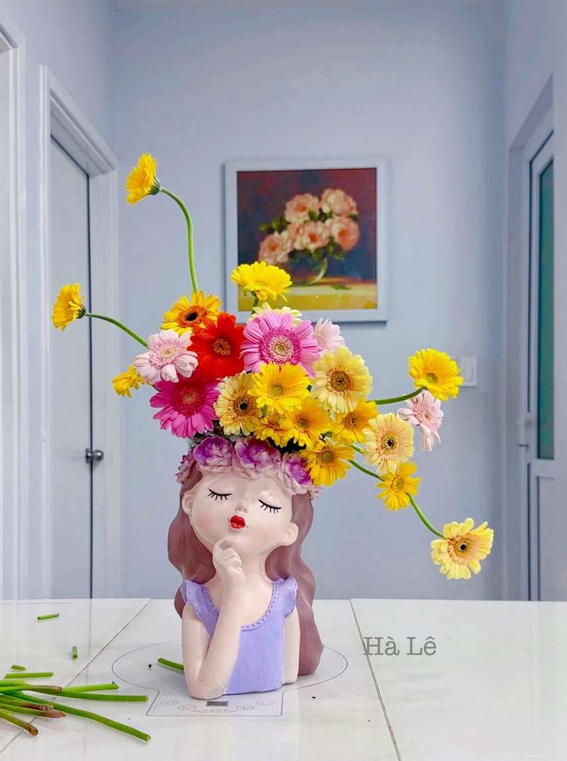 Mẫu cắm hoa đẹp, đơn giản với bình cổ cao số 15