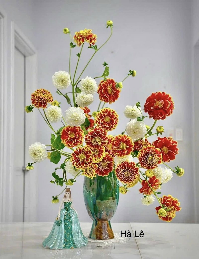 Mẫu cắm hoa đẹp trong nhà số 18