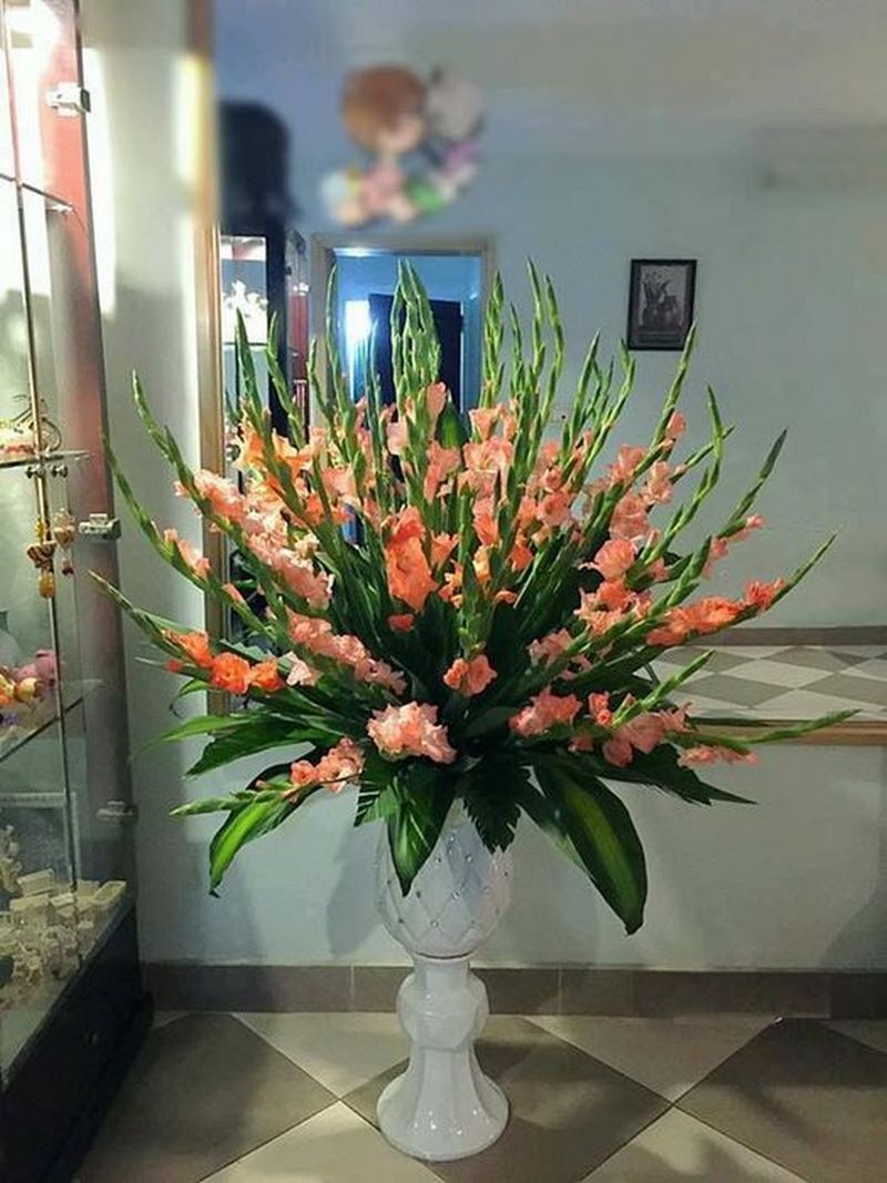 Mẫu cắm hoa đẹp trong nhà số 18