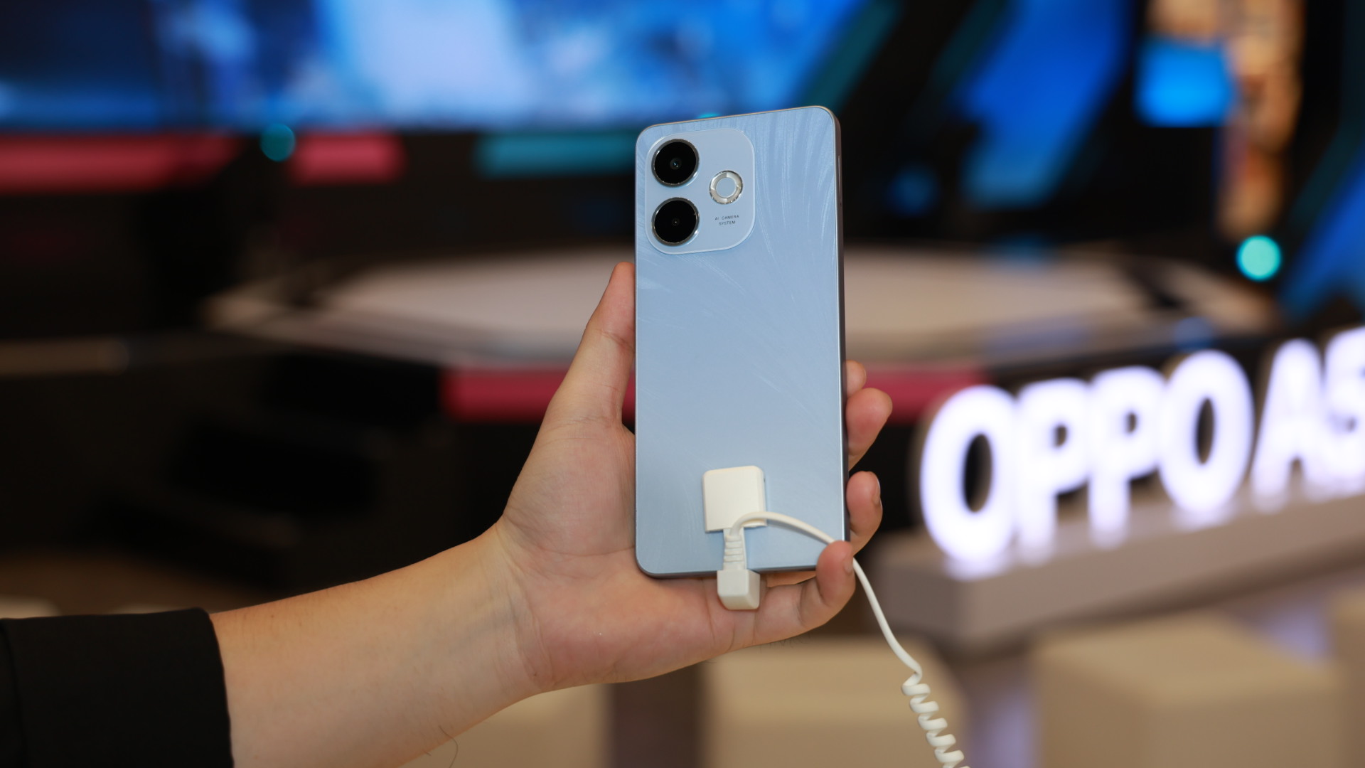 Sự kiện ra mắt và trải nghiệm OPPO A5 Pro được tổ chức tại trung tâm thương mại Aeon Mall. Sự kiện ra mắt và trải nghiệm OPPO A5 Pro được tổ chức tại trung tâm thương mại Aeon Mall.