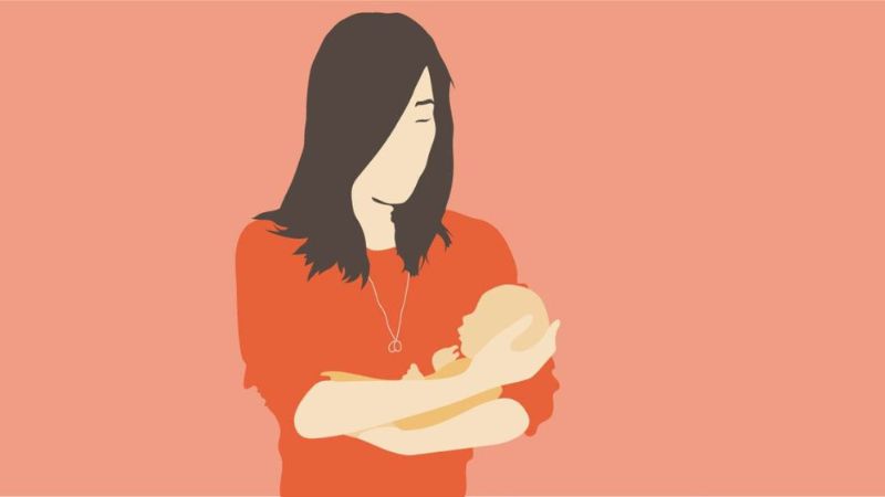 Tư thế bế ẵm là một trong những cách dễ nhất và tốt nhất để bế trẻ sơ sinh Tư thế bế ẵm là một trong những cách dễ nhất và tốt nhất để bế trẻ sơ sinh