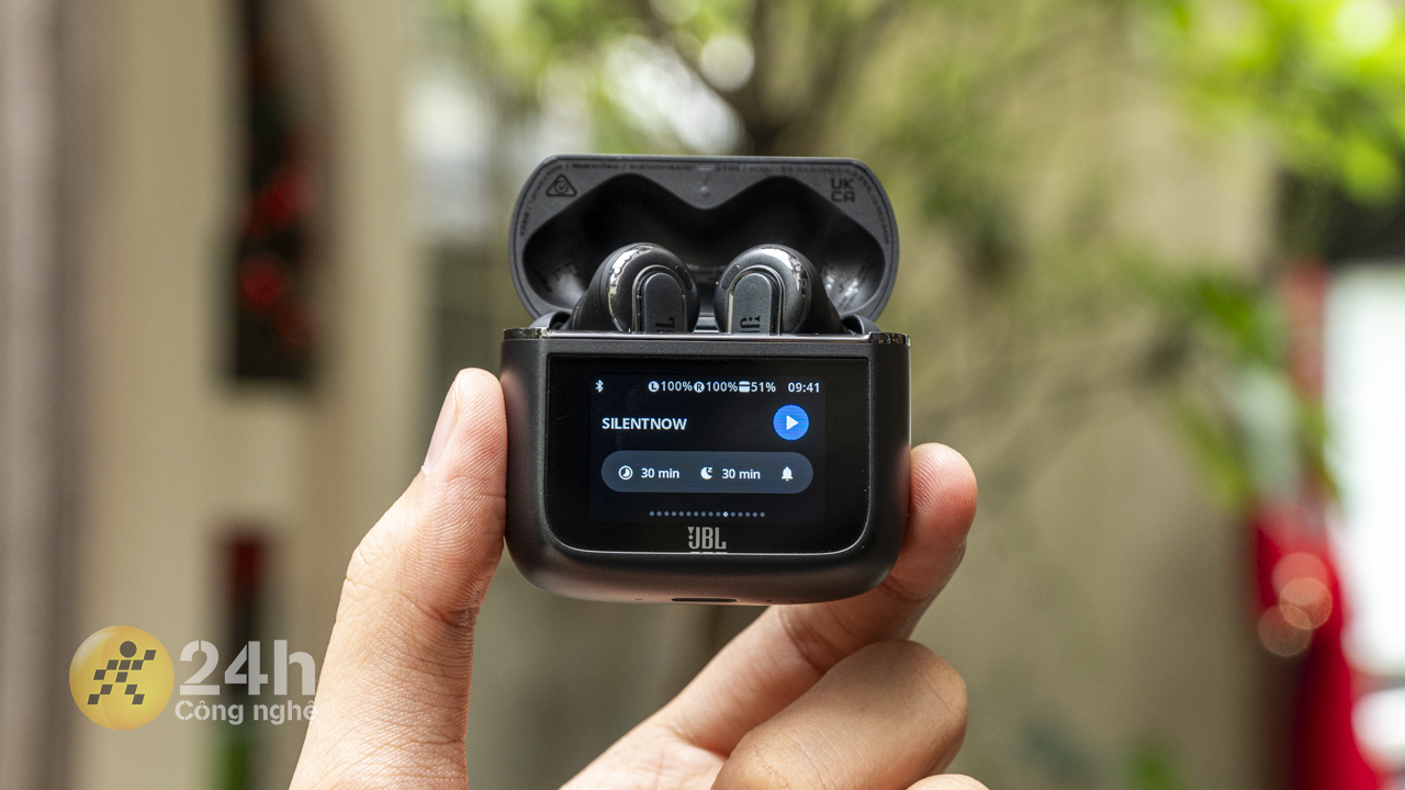 JBL Tour Pro 3 là sự kết hợp giữa chất âm tuyệt vời và công nghệ mới