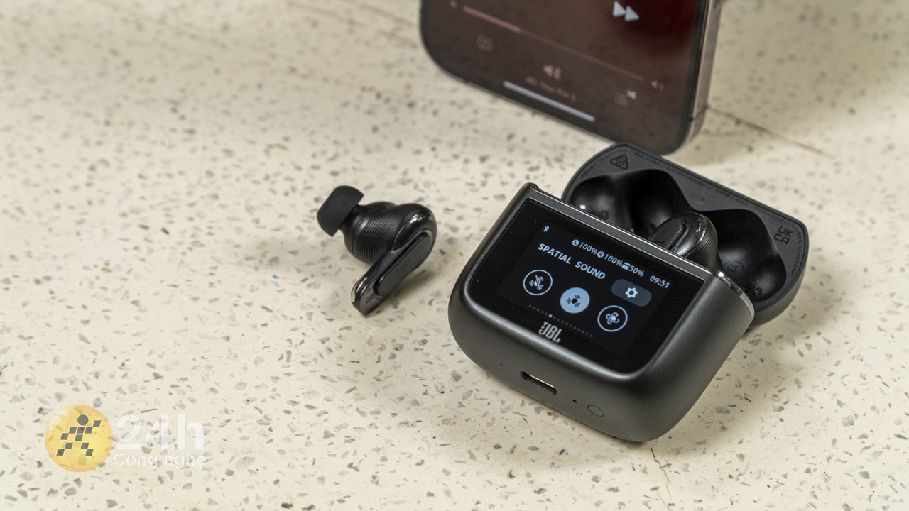 JBL Tour Pro 3 là sự kết hợp giữa chất âm tuyệt vời và công nghệ mới