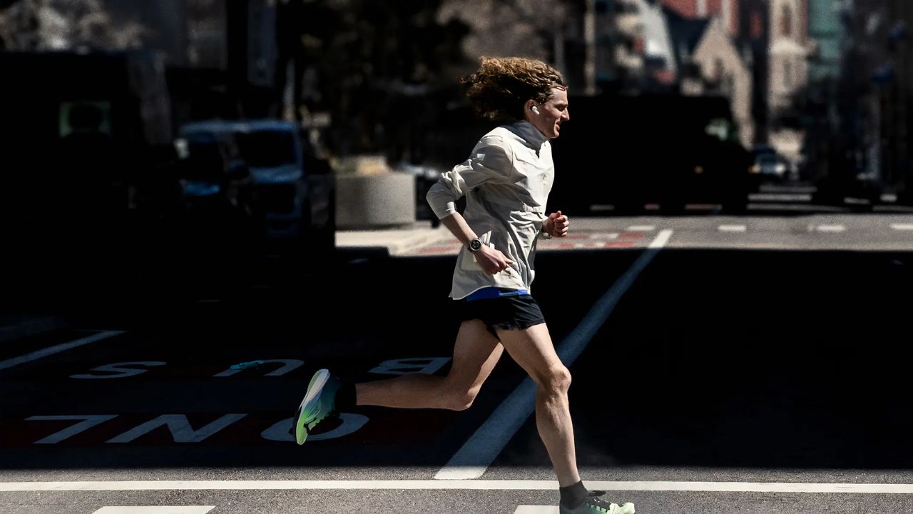 Amazfit Cheetah Pro 47mm hoàn hảo với thời lượng pin vượt trội Amazfit Cheetah Pro 47mm hoàn hảo với thời lượng pin vượt trội