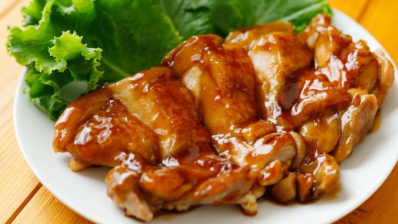 Dùng sốt teriyaki để ướp gà giúp gia tăng hương vị