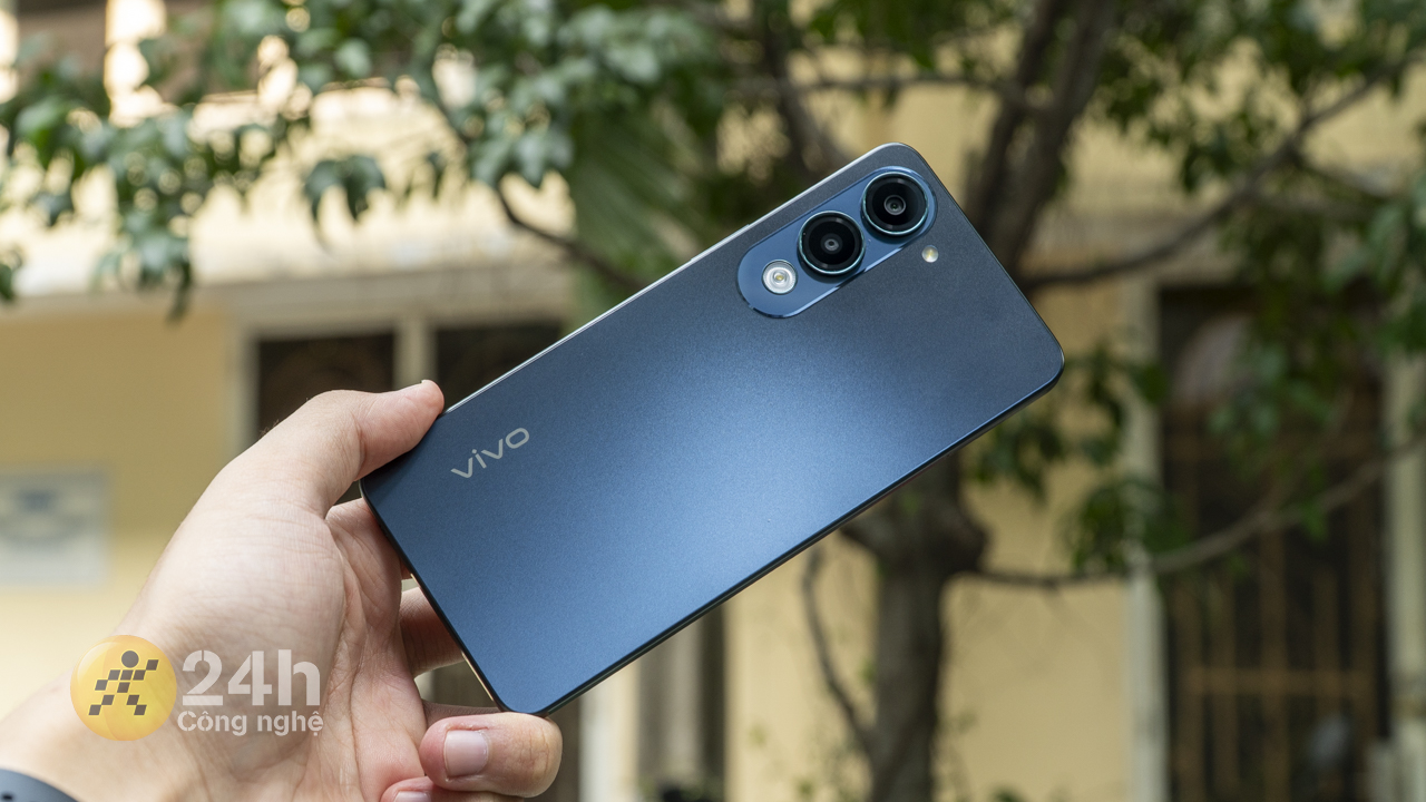 Cách tắt nguồn điện thoại vivo Y04