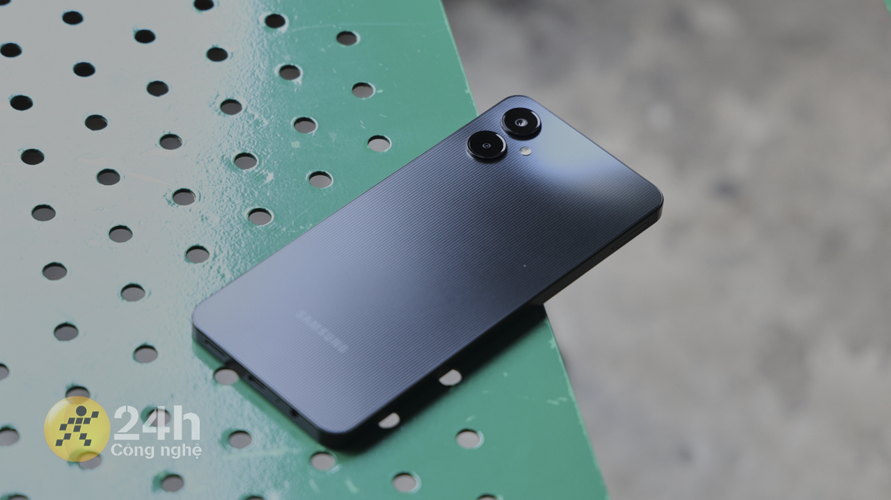 Chiêm ngưỡng qua thiết kế của Galaxy A06 5G và Galaxy A26 5G