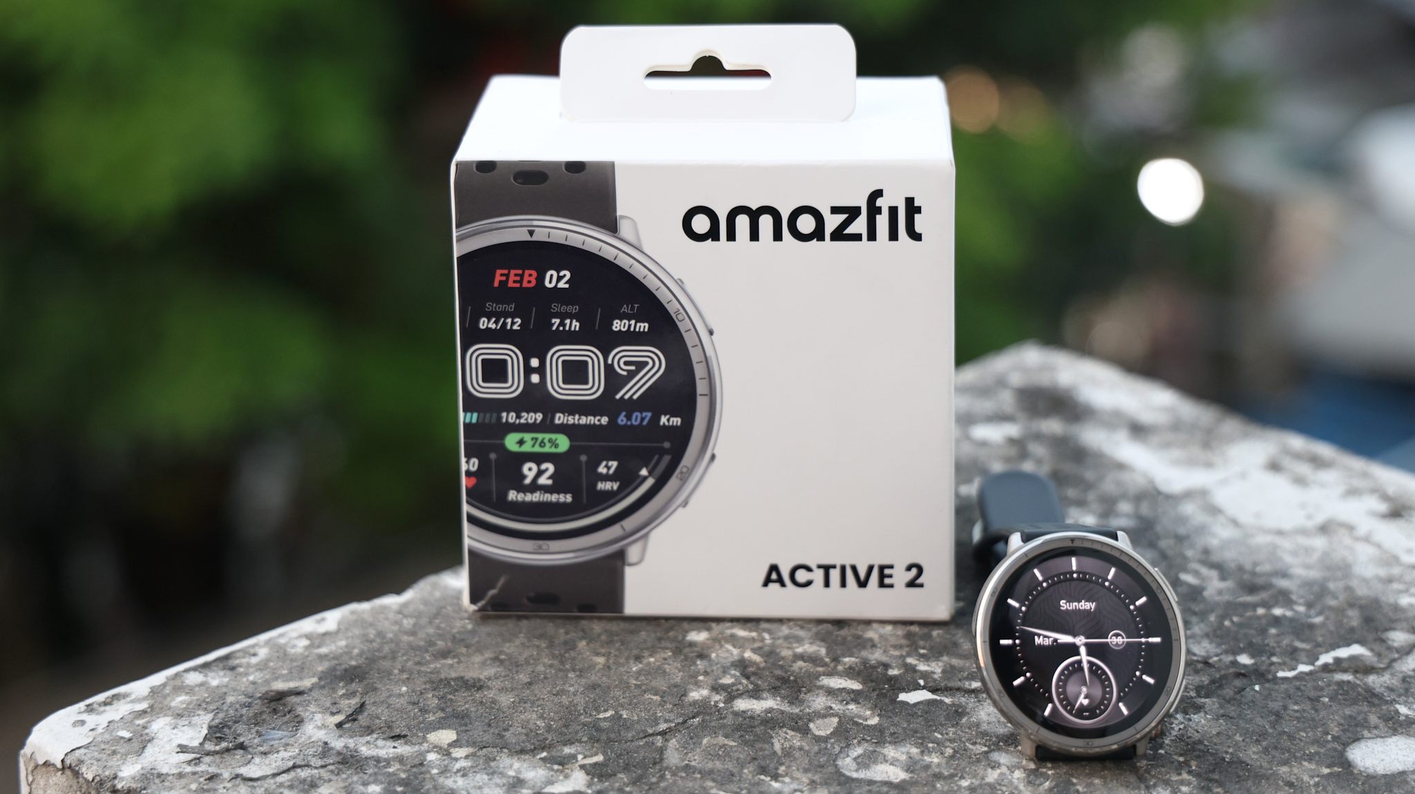 Trên tay Amazfit Active 2: Thiết kế sang trọng, nhiều tính năng Trên tay Amazfit Active 2: Thiết kế sang trọng, nhiều tính năng