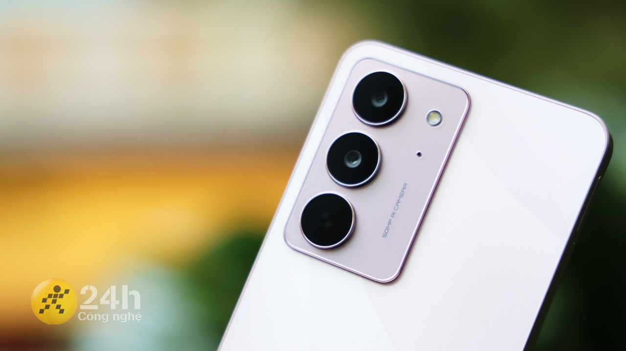 Trên tay realme C75x: Chip Helio G81-Ultra, kháng nước IP69 Trên tay realme C75x: Chip Helio G81-Ultra, kháng nước IP69