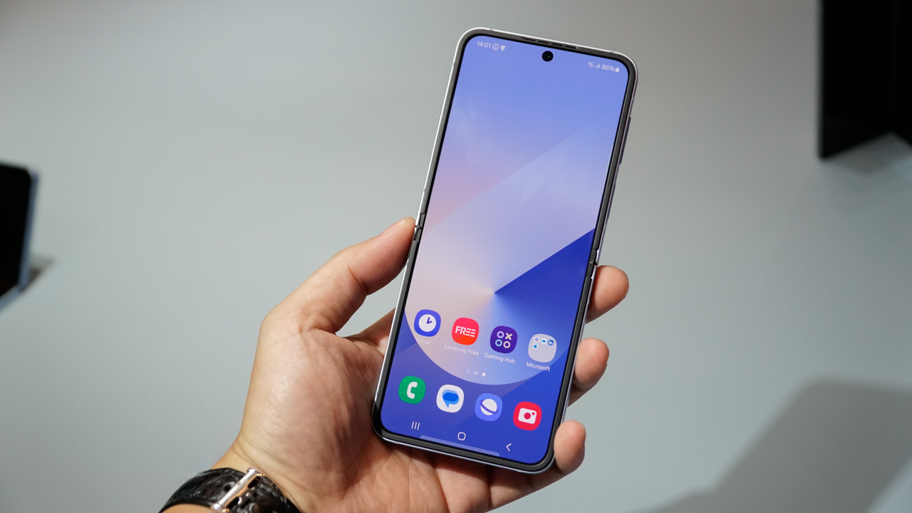 Galaxy Z Flip 7 minh hoạ Galaxy Z Flip 7 minh hoạ