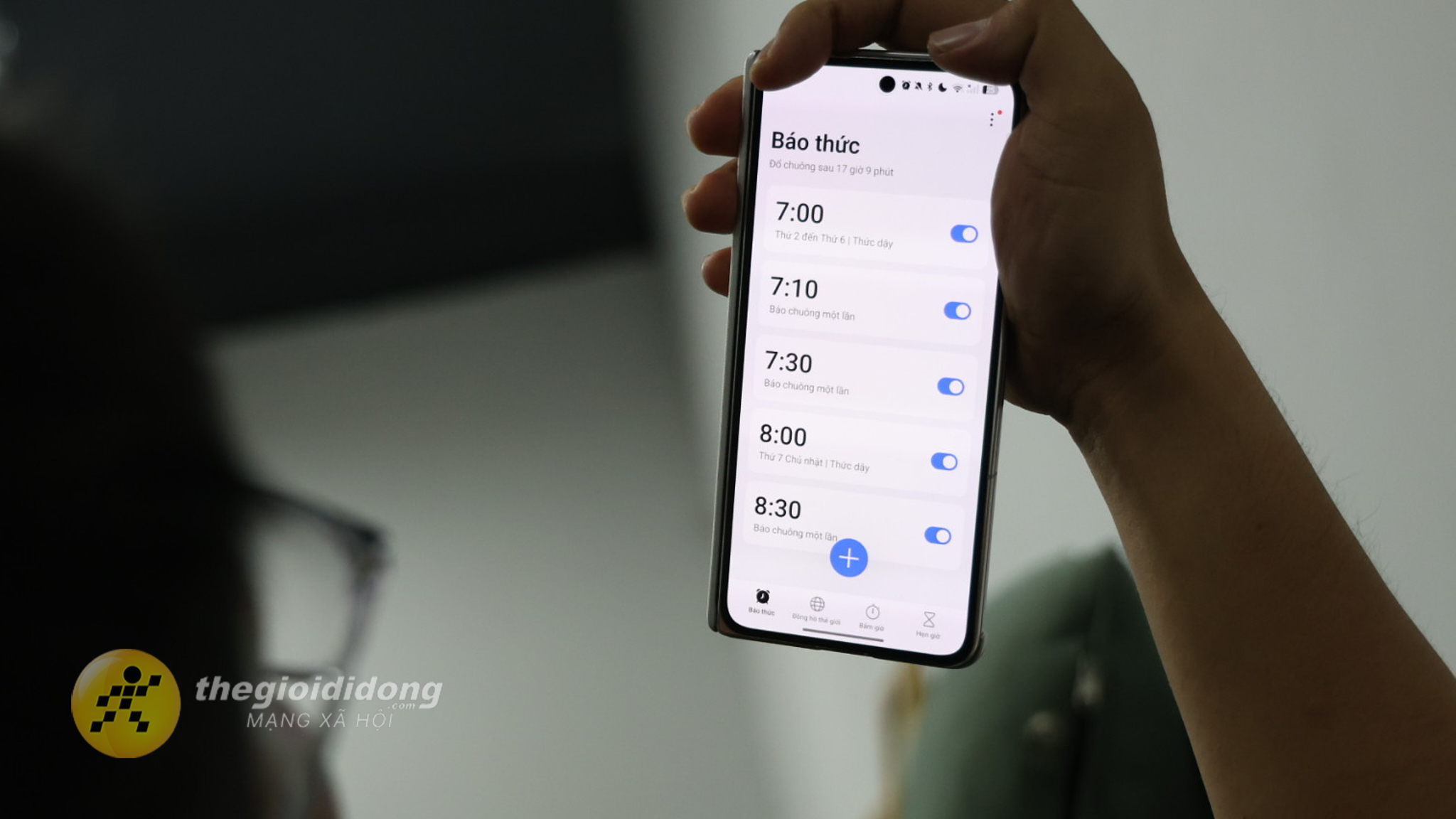 Một ngày đi làm cùng OPPO Find N5, điện thoại gập làm được gì? Một ngày đi làm cùng OPPO Find N5, điện thoại gập làm được gì?