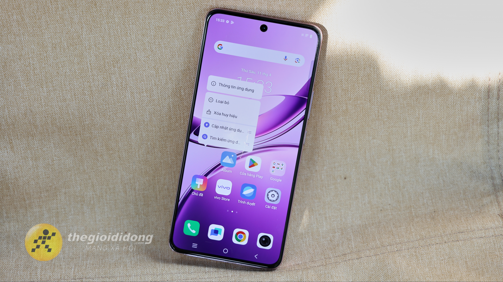 Thiết kế vivo V50 Lite 5G đạt chuẩn độ bền quân đội, cùng kính cường lực Shield bảo vệ tối đa thiết bị trong quá trình sử dụng.