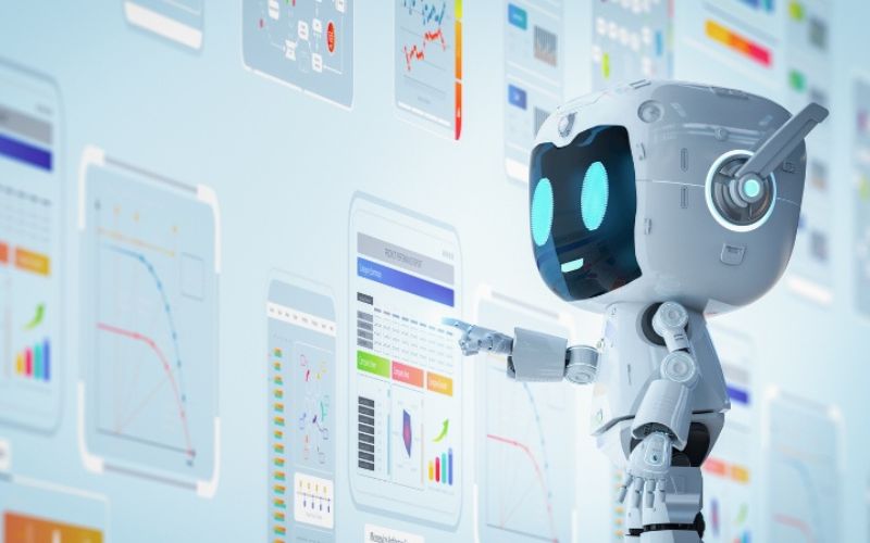 Chatbot hỗ trợ 24/7, tiết kiệm chi phí, cá nhân hóa dịch vụ và thu thập dữ liệu giúp ra quyết định