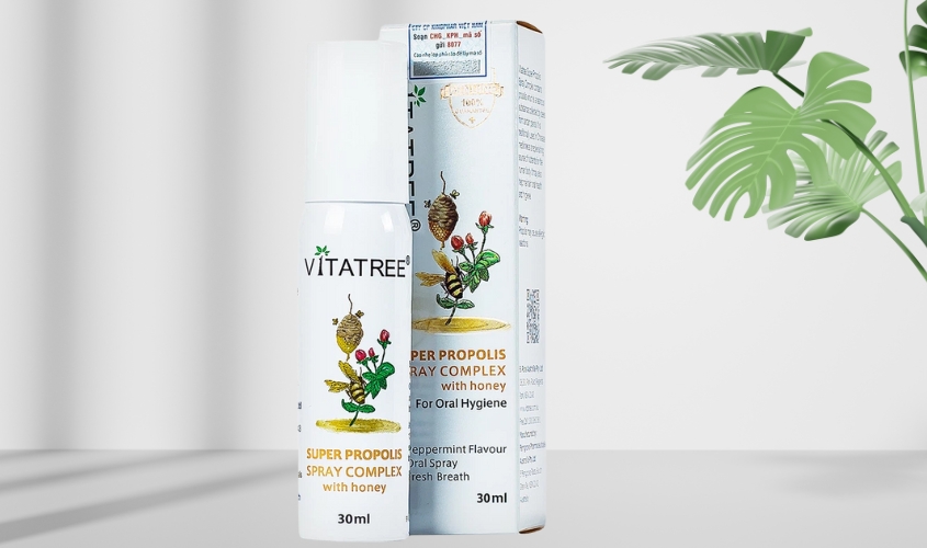 Chai xịt keo ong Vitatree hỗ trợ giảm ho cho bà bầu