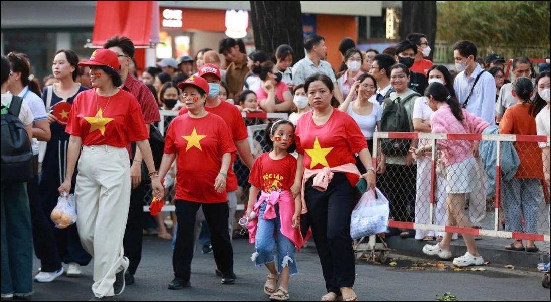 Nếu có thể, hãy mang theo túi rác cá nhân để tự thu gom rác sau khi sử dụng