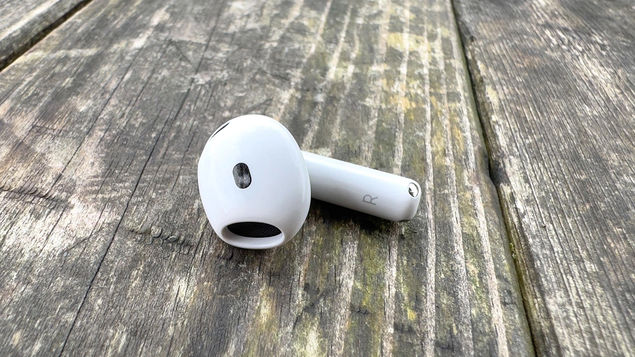 Tai nghe Apple giảm giá chỉ từ 550K Tai nghe Apple giảm giá chỉ từ 550K