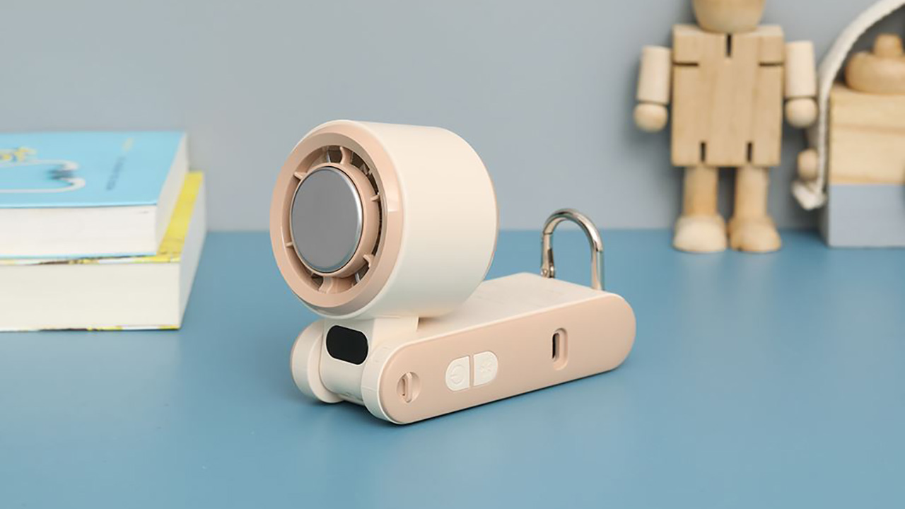 Sắm quạt mini xua tan cái nắng mùa hè, chỉ từ 75K, rẻ gì mà rẻ dữ! Sắm quạt mini xua tan cái nắng mùa hè, chỉ từ 75K, rẻ gì mà rẻ dữ!
