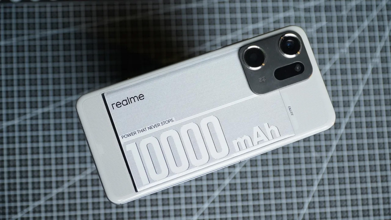 realme nhá hàng concept GT 10.000 mAh có dung lượng pin lớn nhất đến nay. realme nhá hàng concept GT 10.000 mAh có dung lượng pin lớn nhất đến nay.