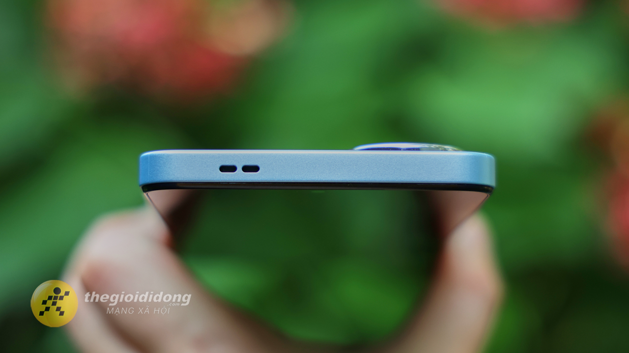 Cạnh trên Redmi A5 được trang bị loa ngoài. Cạnh trên Redmi A5 được trang bị loa ngoài.