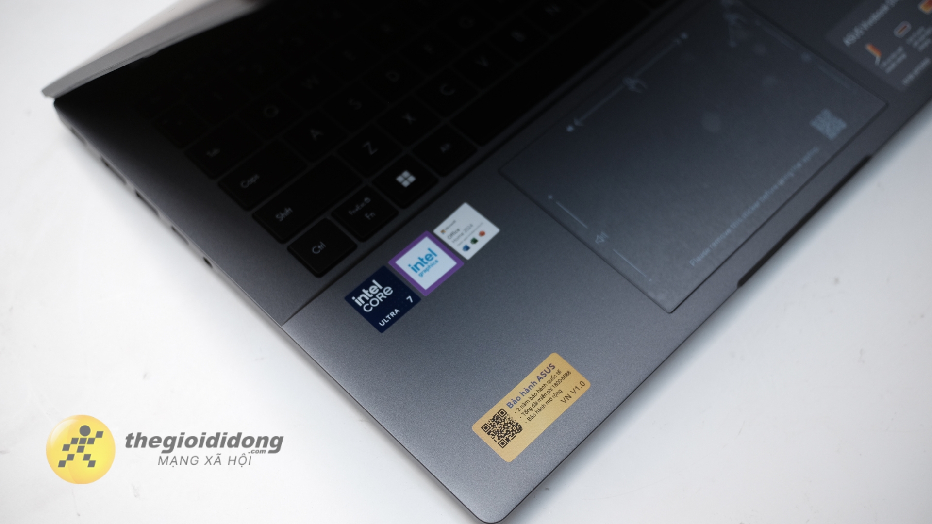ASUS Vivobook S14/S16 năm nay trang bị cấu hình mạnh, đủ để làm việc và giải trí thoải mái. ASUS Vivobook S14/S16 năm nay trang bị cấu hình mạnh, đủ để làm việc và giải trí thoải mái.
