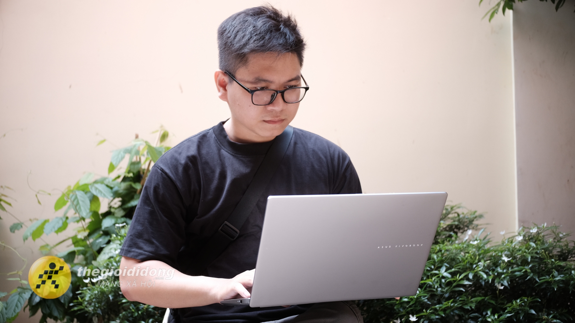 mỏng nhẹ. mỏng nhẹ.