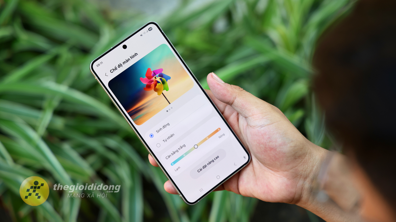 Trên tay Samsung Galaxy S25 Edge mỏng 5.84 mm, chip Snapdragon 8 Elite Trên tay Samsung Galaxy S25 Edge mỏng 5.84 mm, chip Snapdragon 8 Elite