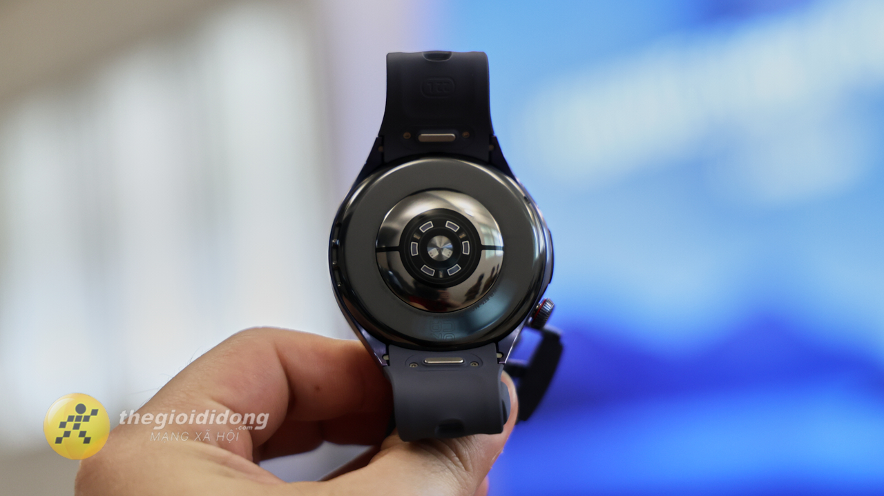Hệ thống cảm biến TrueSense mới trên HUAWEI Watch 5. Hệ thống cảm biến TrueSense mới trên HUAWEI Watch 5.