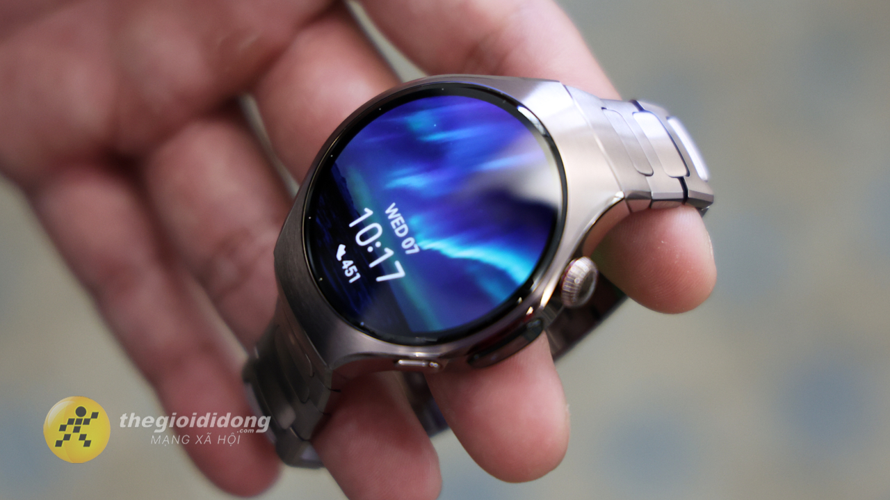 Màn hình trên HUAWEI Watch 5 có độ sáng tối đa lên đến 3.000 nits. Màn hình trên HUAWEI Watch 5 có độ sáng tối đa lên đến 3.000 nits.