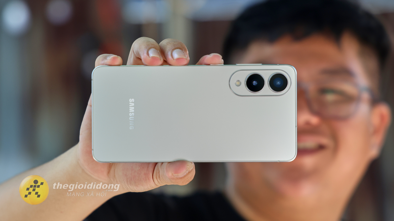 Cách tắt nguồn điện thoại Galaxy S25 Edge Cách tắt nguồn điện thoại Galaxy S25 Edge