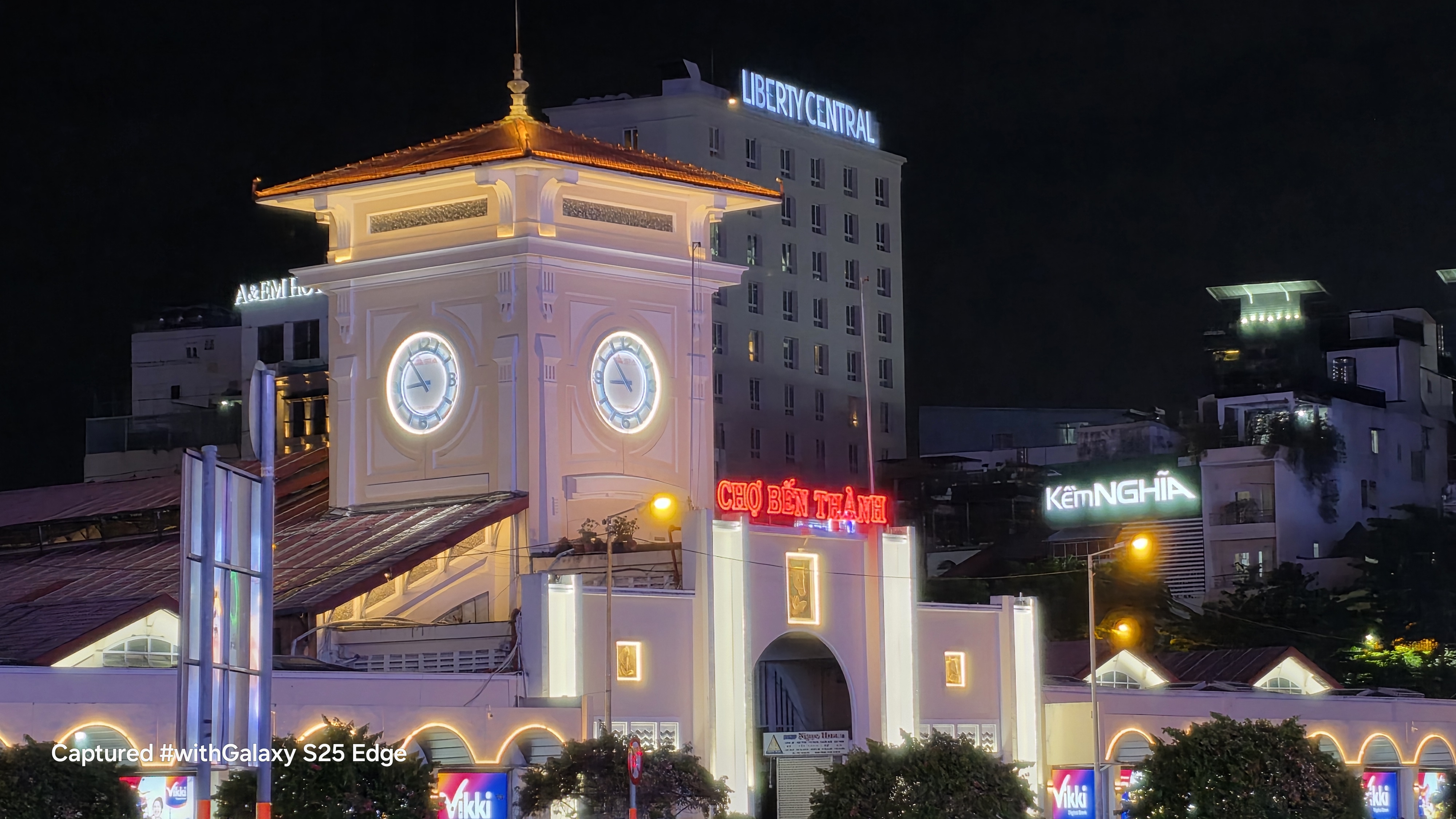 Đánh giá Samsung Galaxy S25 Edge: Mỏng nhẹ, camera 200MP chụp đẹp Đánh giá Samsung Galaxy S25 Edge: Mỏng nhẹ, camera 200MP chụp đẹp