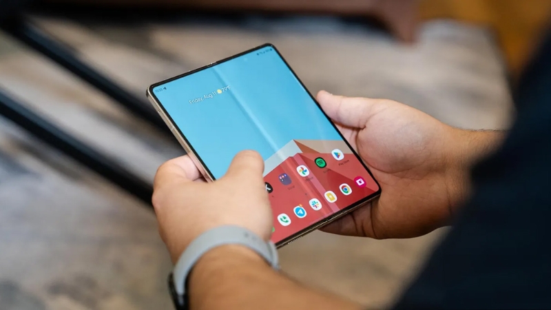 Galaxy Z Fold 7 nổi bật với màn hình lớn hơn (Ảnh minh hoạ) Galaxy Z Fold 7 nổi bật với màn hình lớn hơn (Ảnh minh hoạ)
