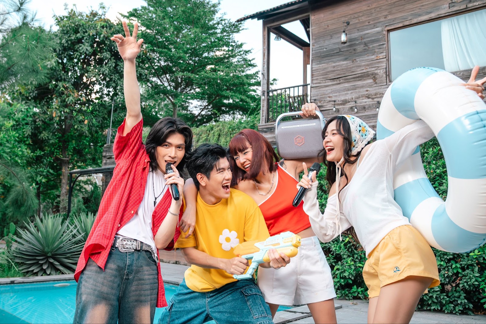 Loa Party Alpha Works SONIK 120 VNE độc quyền TGDĐ giá tốt, tặng đồng hồ Redmi Watch 5 Active Loa Party Alpha Works SONIK 120 VNE độc quyền TGDĐ giá tốt, tặng đồng hồ Redmi Watch 5 Active