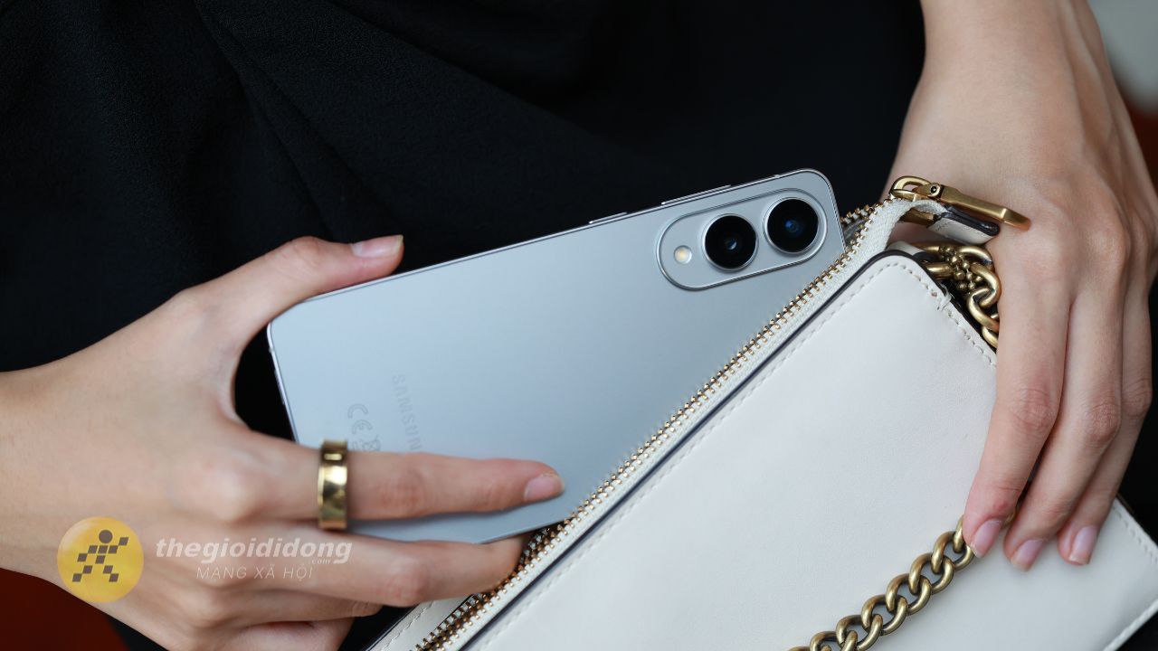 Cùng là 30 triệu, nên mua Galaxy S25 Edge hay Galaxy S25 Ultra Cùng là 30 triệu, nên mua Galaxy S25 Edge hay Galaxy S25 Ultra