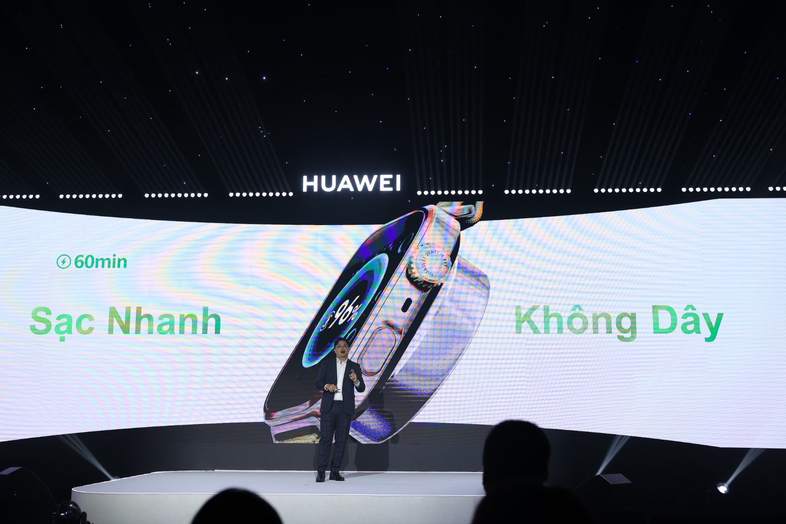 HUAWEI Watch Fit 4 Pro có thời lượng pin cực kỳ bền bỉ. HUAWEI Watch Fit 4 Pro có thời lượng pin cực kỳ bền bỉ.