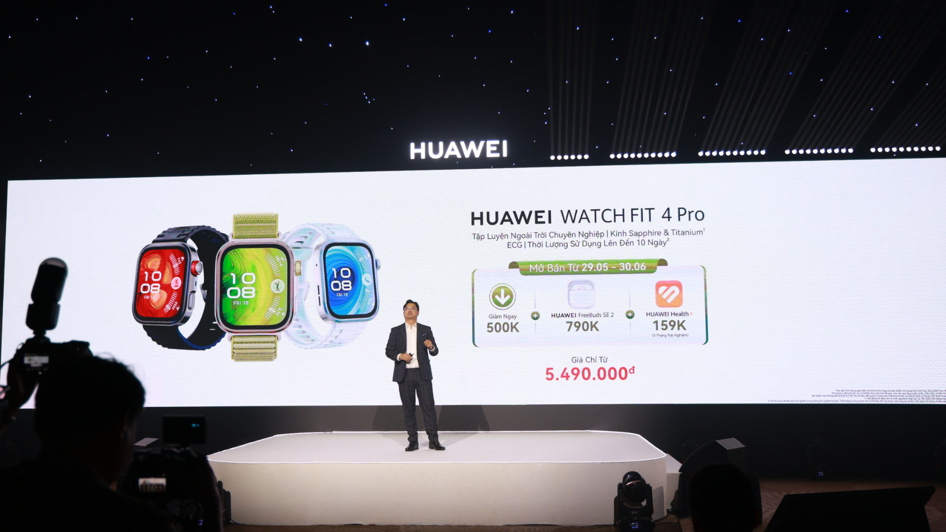 Giá bán chính thức của HUAWEI Watch Fit 4 Pro. Giá bán chính thức của HUAWEI Watch Fit 4 Pro.