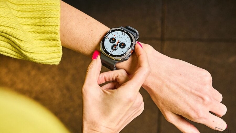 Samsung Galaxy Watch Ultra 2 là lựa chọn lý tưởng (Ảnh minh hoạ)