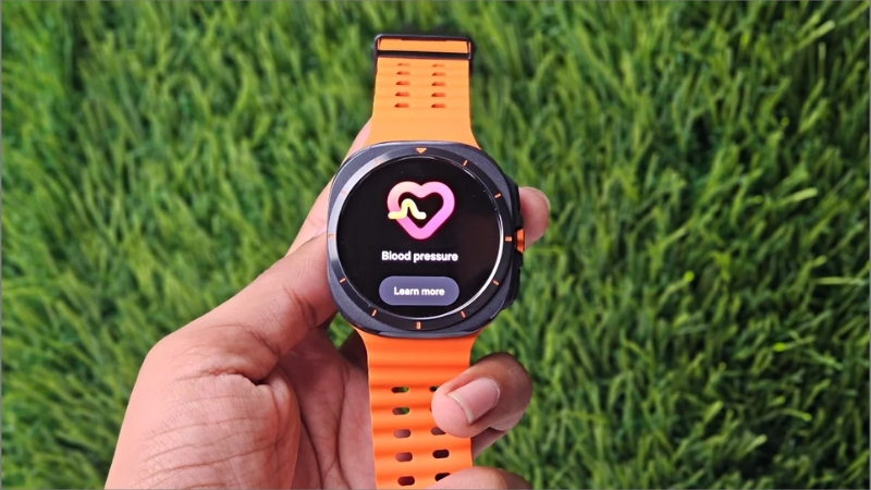 Samsung Galaxy Watch Ultra 2 sẽ có đo huyết áp (Ảnh minh hoạ)