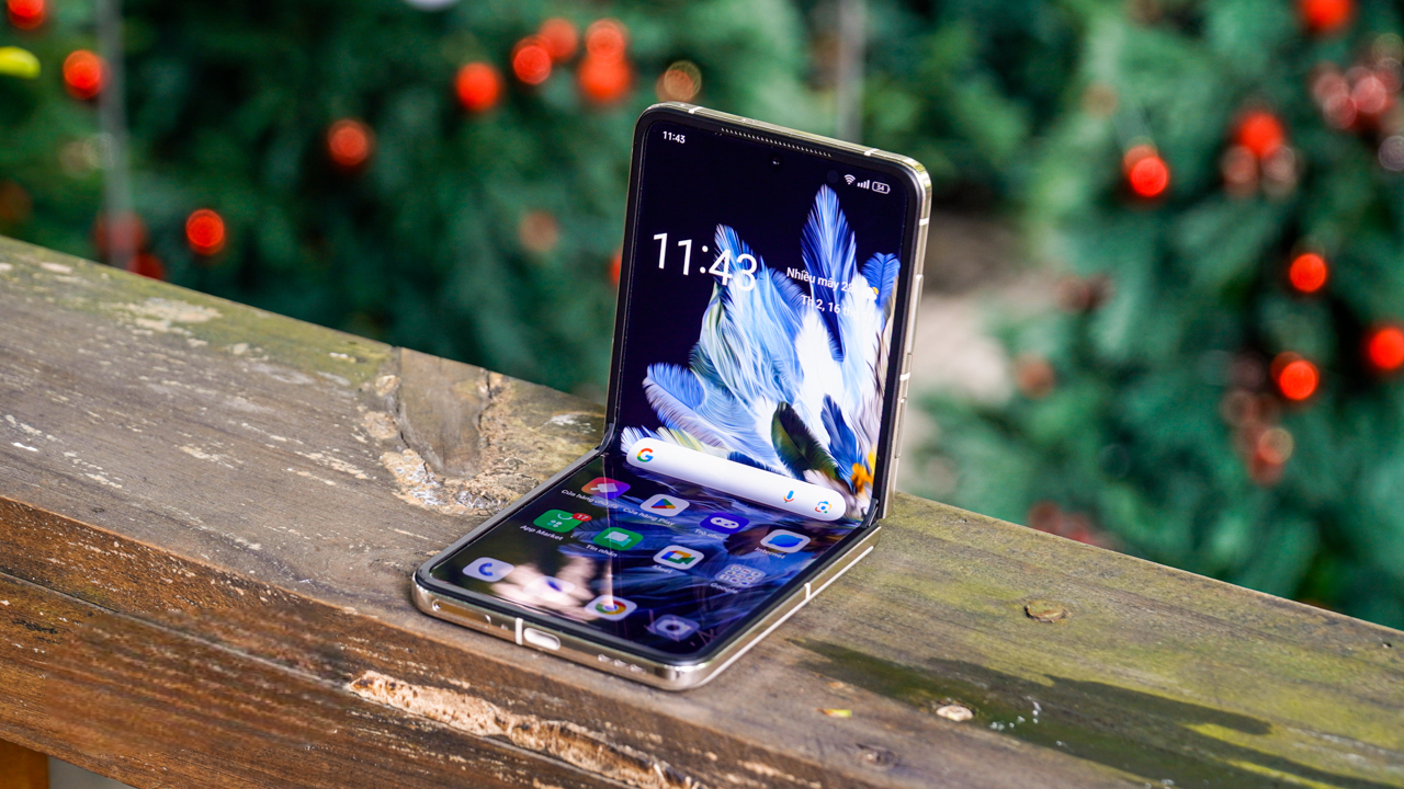 OPPO Find N5 Flip OPPO Find N5 Flip