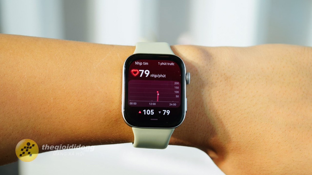Cả hai mẫu smartwatch này đều mang đến khả năng theo dõi sức khỏe vượt trội. Cả hai mẫu smartwatch này đều mang đến khả năng theo dõi sức khỏe vượt trội.