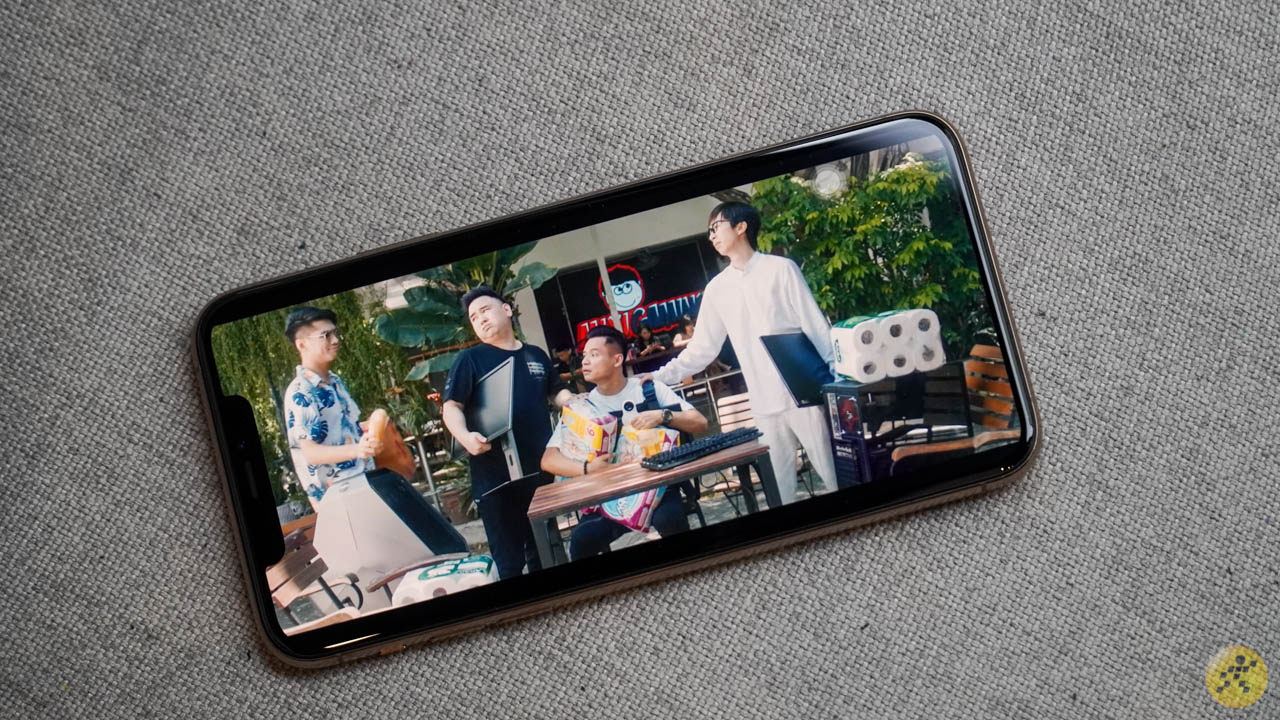 iPhone iPhone