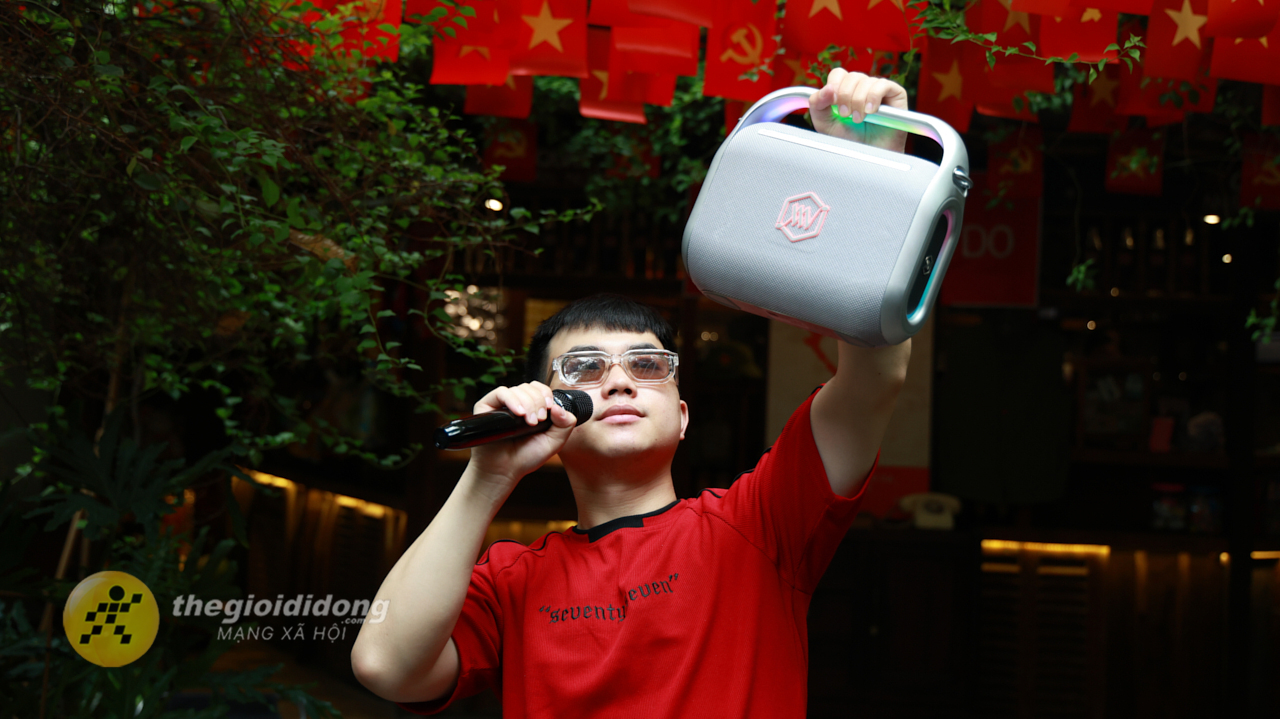 Trên tay loa Bluetooth Party Alpha Works Sonik 120 VNE Trên tay loa Bluetooth Party Alpha Works Sonik 120 VNE