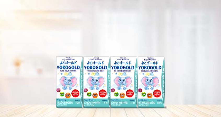 Lốc 4 hộp sữa pha sẵn YokoGold 180 ml (từ 1 tuổi)