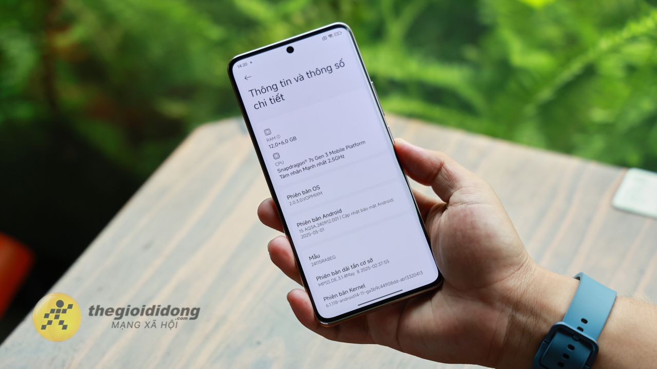 Trên Tay Xiaomi Redmi Note 14 Pro Plus 5G Vàng Cát: Đỉnh Cao Smartphone Tầm Trung Trên Tay Xiaomi Redmi Note 14 Pro Plus 5G Vàng Cát: Đỉnh Cao Smartphone Tầm Trung