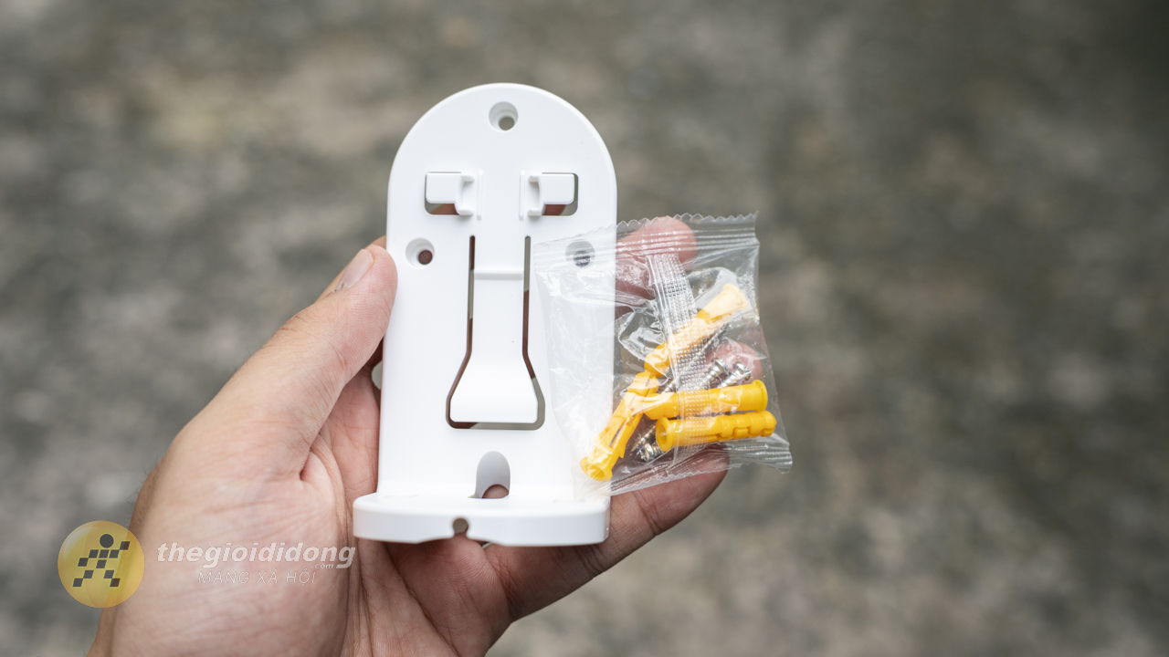 Giá Treo Tường Của Tapo C216. Giá Treo Tường Của Tapo C216.